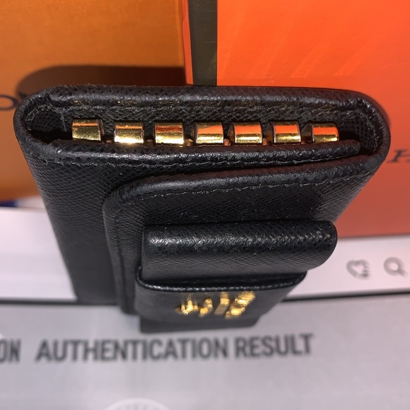 Prada Keyholder - Picture 7 of 8